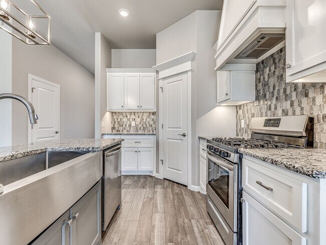 Photo - Newer Home in Ironstone + 3 bedrooms + 2 bathrooms + Edmond Schools