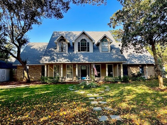 Photo - 805 Harbor Ln