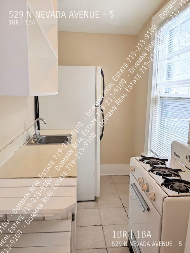 Photo - 529 N NEVADA Ave Apartment Unit 5