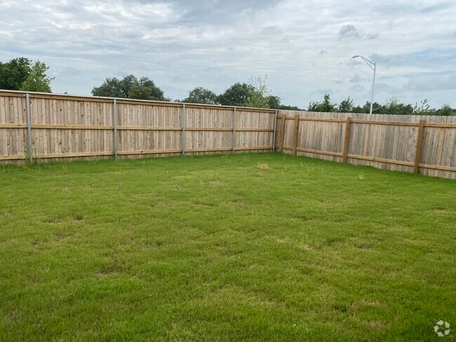 Building Photo - 204 Sunset Deer Ln Rental