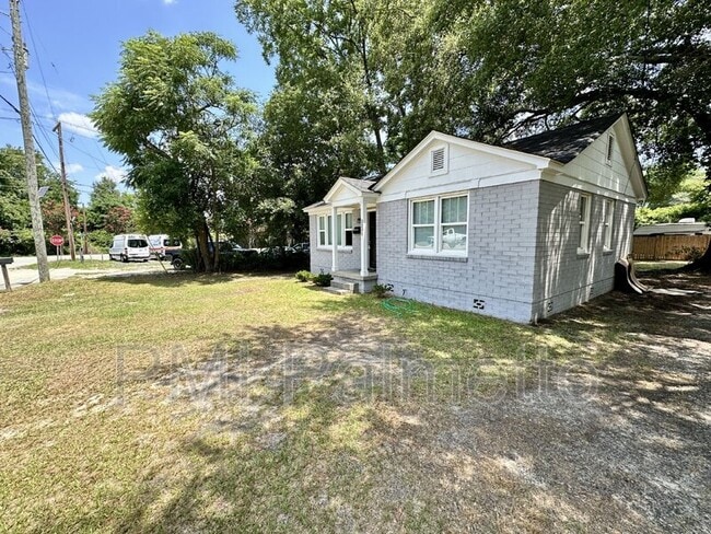 Photo - 2201 Vine St