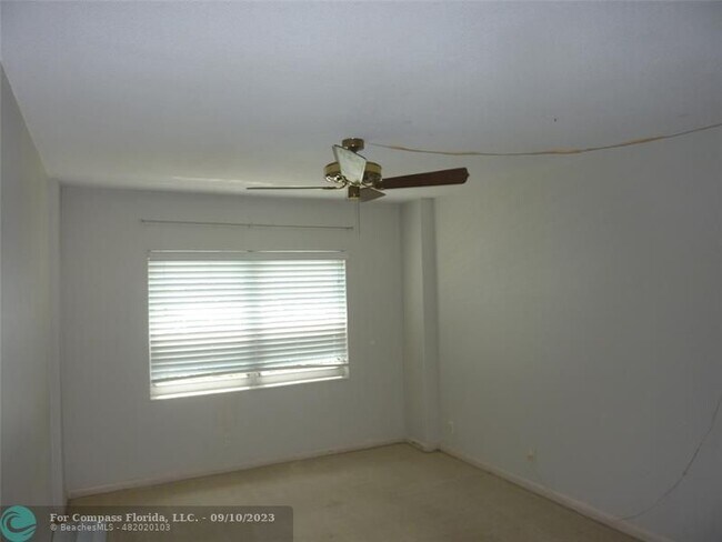 Photo - 1831 NE 38th St