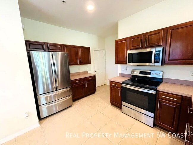 Photo - 16020 Caldera Ln-