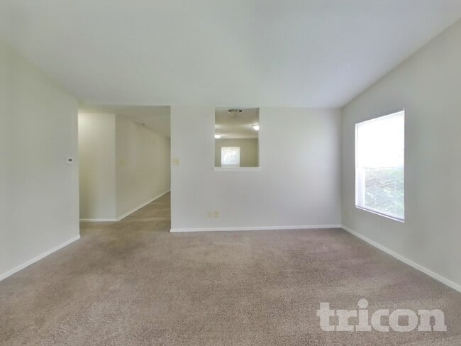 Photo - 8643 Hopewell Ct