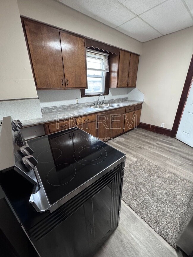 Photo - 1023 Harrison Ave SW
