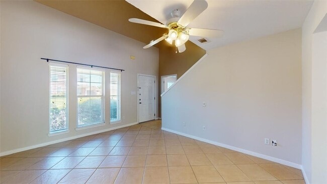 Photo - 2407 Pintail Loop