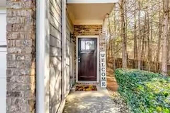 Photo - 1547 Paxton Dr SW