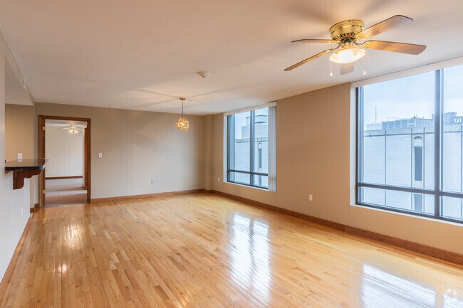 3BR, 2BA - 1780SF