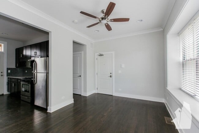 Photo - 1952 W Nelson St Unit 1W