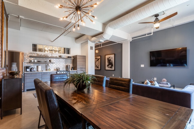 1HAB, 1BA - 1,050 ft² - FLATS at Ponce City Market