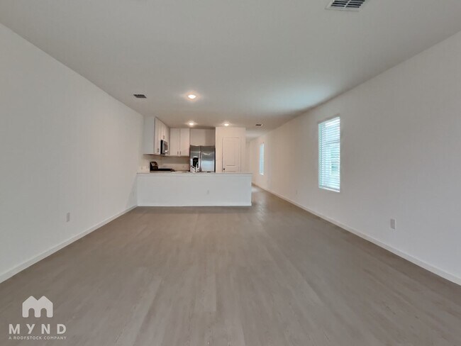 Photo - 415 Indian Blossom