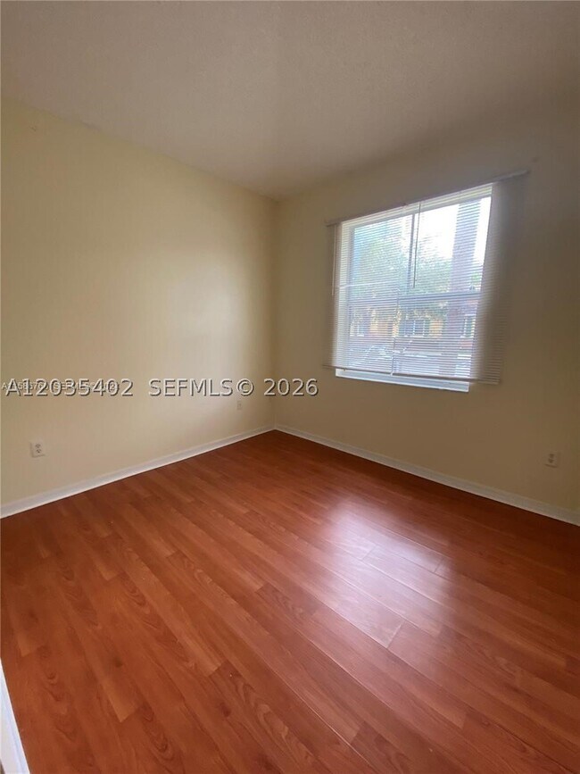 959 NE 42nd Terrace Unit 959