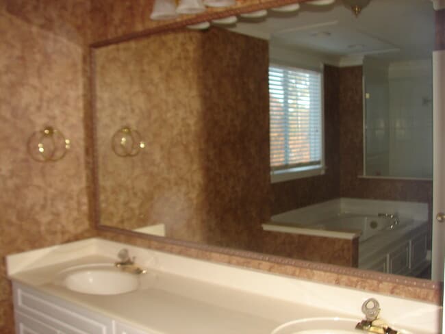 Photo - 1325 Beckton Ct