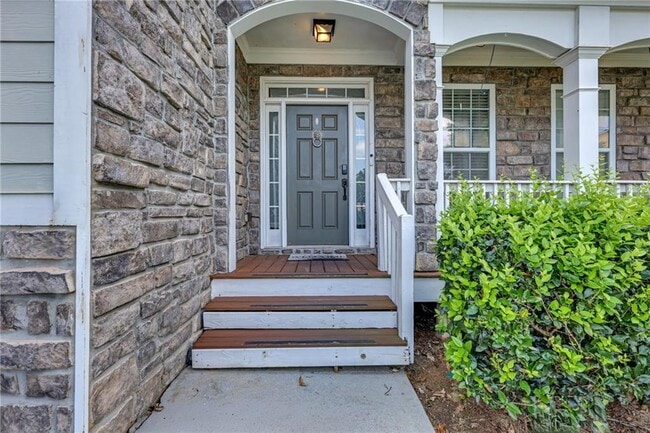 5312 Lakerock Dr SW