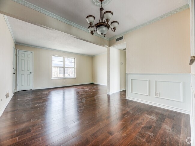 Building Photo - 5833 Sandhurst Ln Rental
