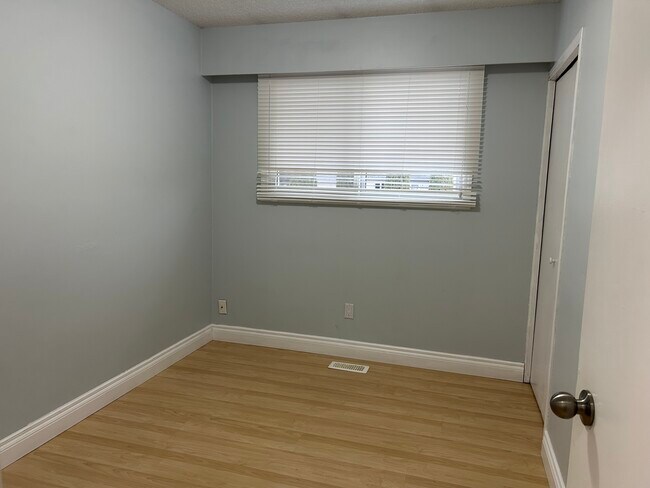 Photo - 7010 Guelph Cres