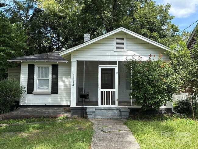 Building Photo - 2214 Floral Ave Rental