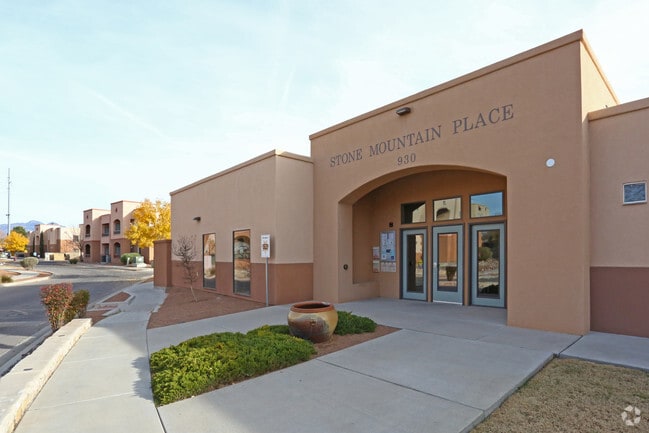 Stone Mountain Place Apartments - Stone Mountain Place Apartments