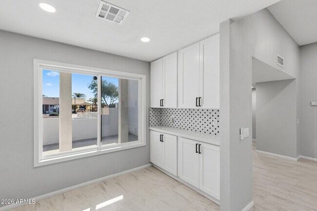 Photo - 16817 N Meadow Park Dr