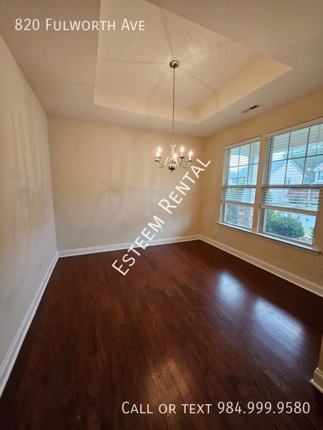 Photo - 820 Fulworth Ave