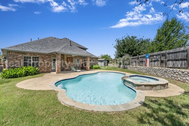 Photo - 343 Mesquite Hill Dr