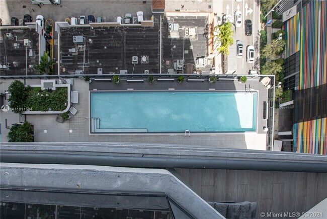 Photo - 45 SW 9th St