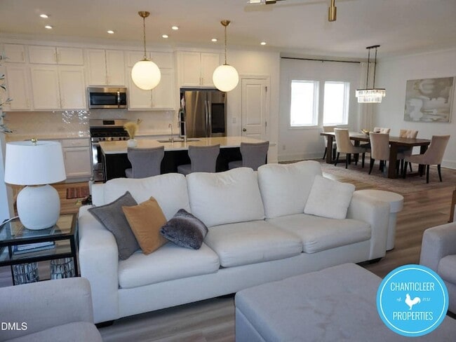 Photo - 120 Copper Leaf Ave