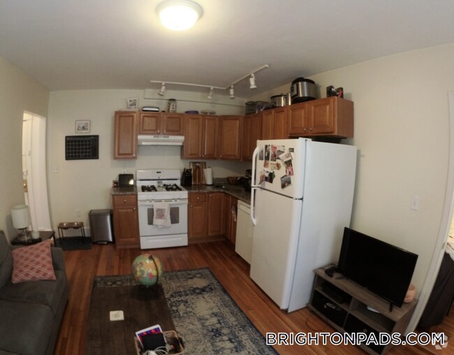 Building Photo - 1615 Commonwealth Ave Unit 11 Rental