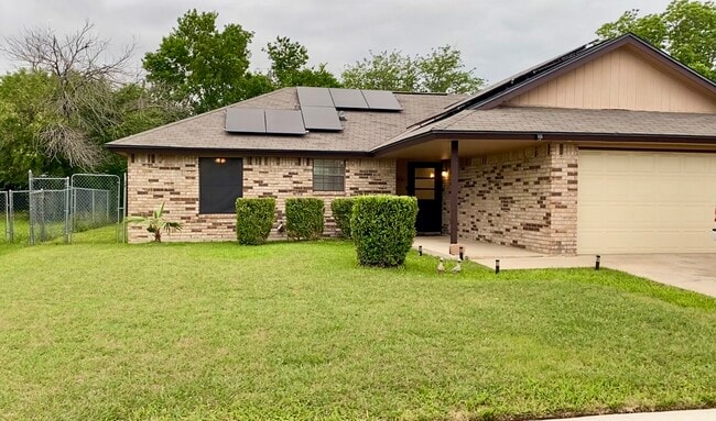 Building Photo - 1905 Moonlight Dr Rental