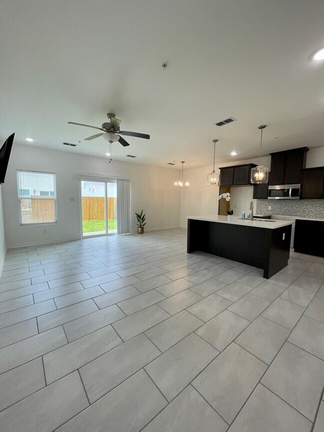 Photo - 9923 Bijan Dr Unit 9923
