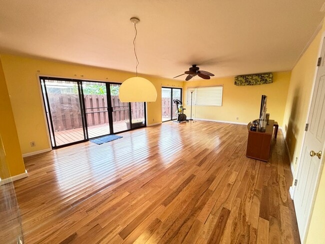 Photo - 2 Bedroom 1.5 Bathroom 2 Parkings at Nuuanu Streamside Spacious Ground Floor Unit Available Now!
