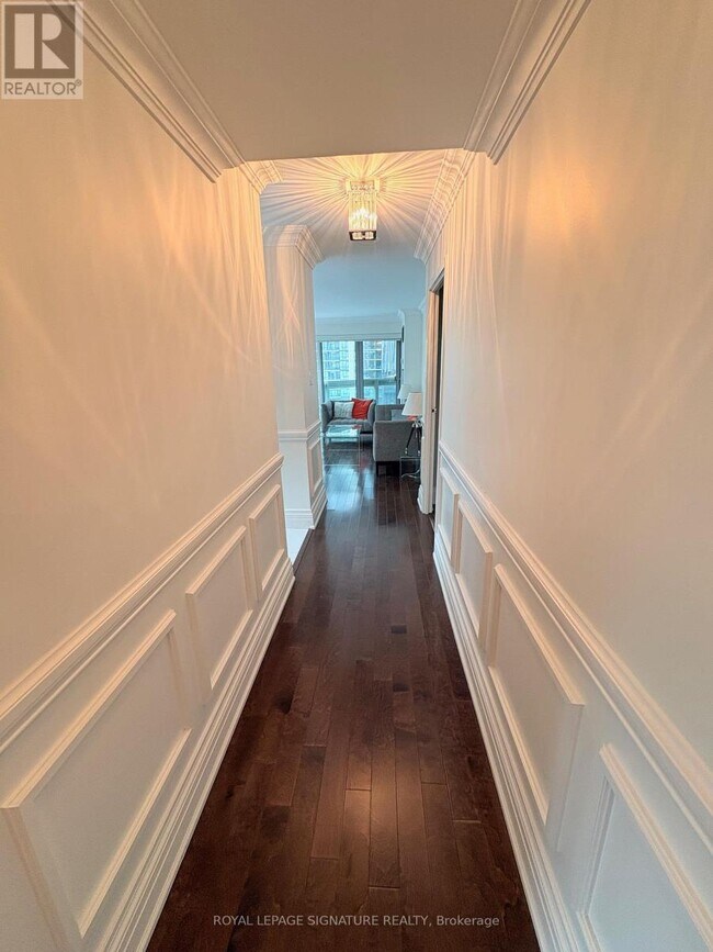 Photo - 10 Queens Quay W Unit 1810