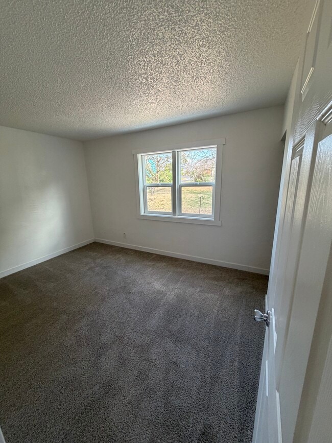 Photo - 440 NW 15th St