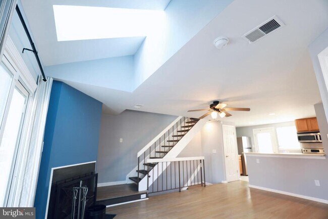 Photo - 4393 Pembrook Village Dr