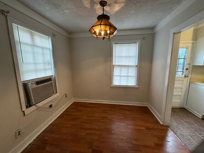 Photo - 3398 Carrington Rd