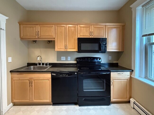 Photo - 38 Ransom Rd Unit 3