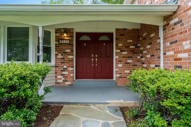 Photo - 6717 Reynard Dr