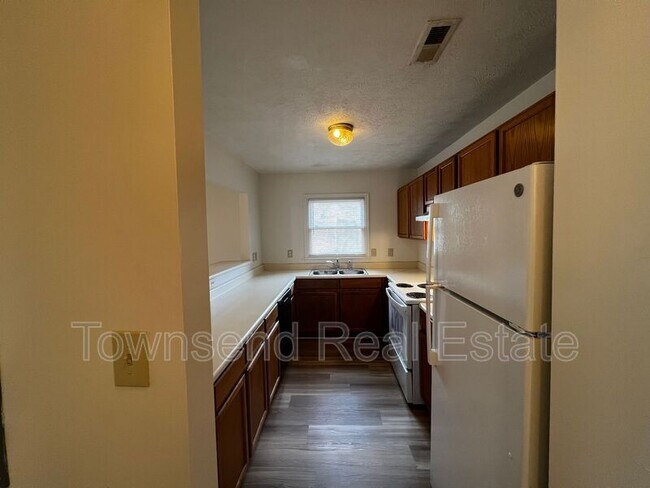 Photo - 1036 Ancestry Dr