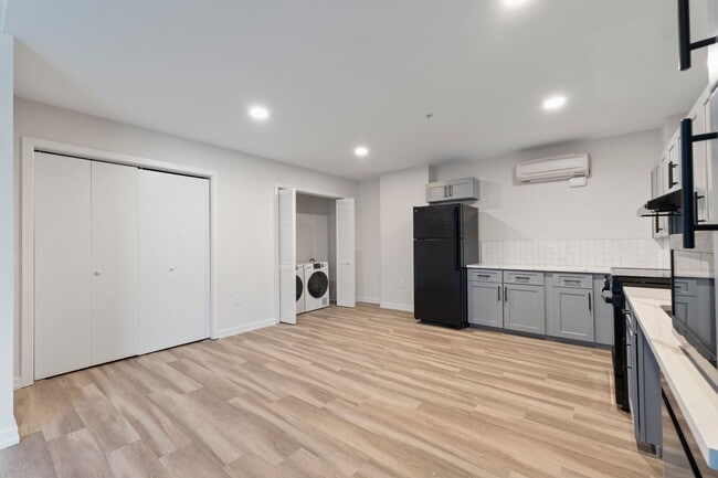 Photo - Altamont Apartments