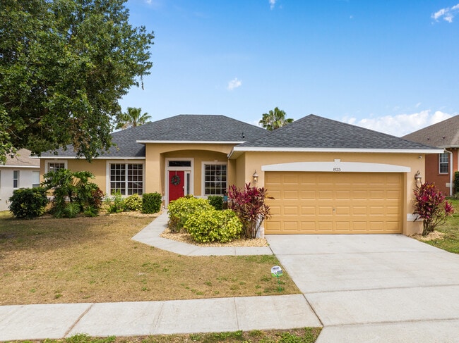 Photo - 825 Wildflower Rd