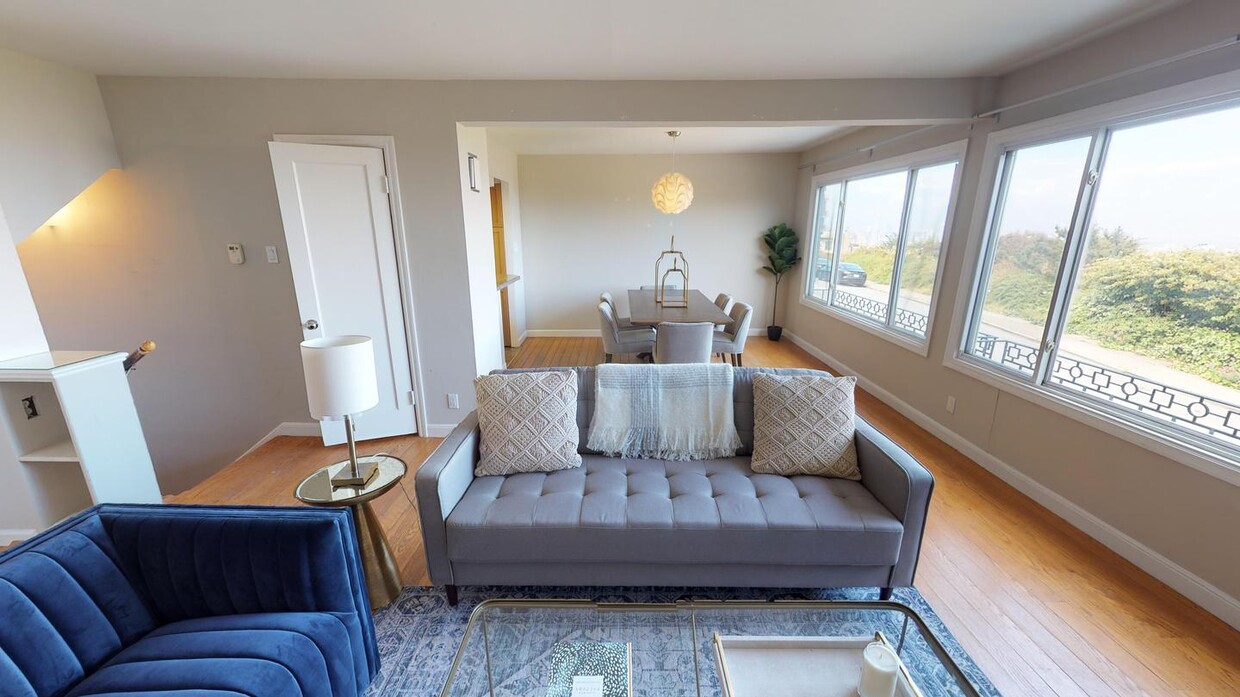 Photo - 988 Corbett Ave
