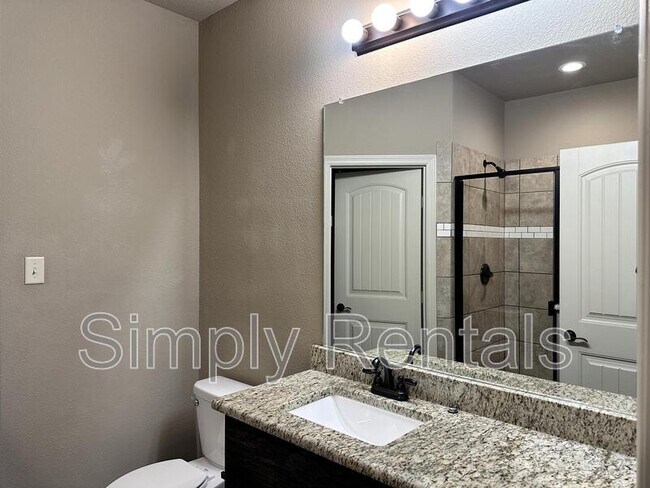 Photo - Baylor Dr 507 - 1