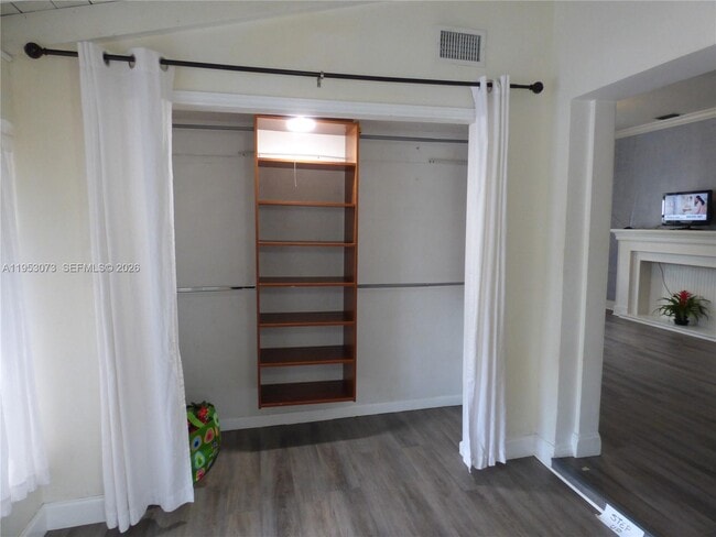 Photo - 2148 NE 182nd St