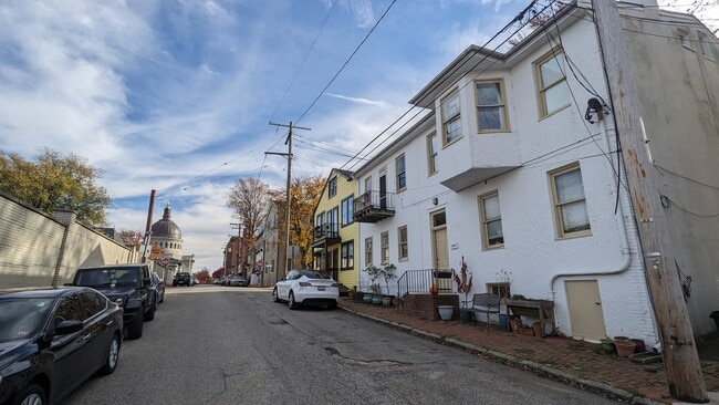 Building Photo - 259 Hanover St Unit Apt 1