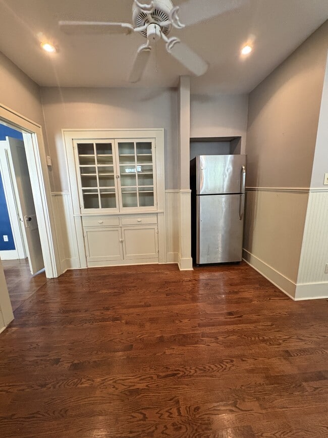 Photo - 100 Linwood Ct