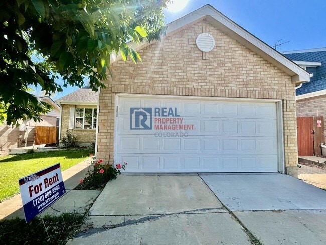 Building Photo - 12200 Monaco Dr Rental