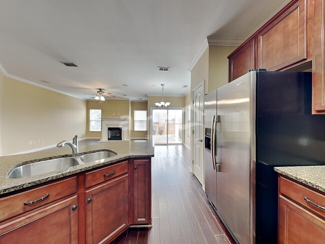 Photo - 300 Dunnwood Loop