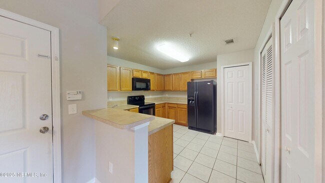 Photo - 9575 Amarante Cir Unit 10