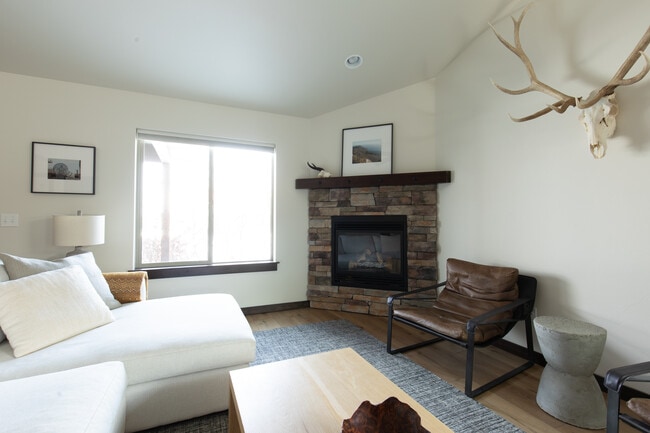 Photo - 3810 Bur Ave