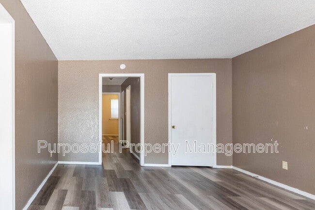 Photo - 109 SE 42nd St